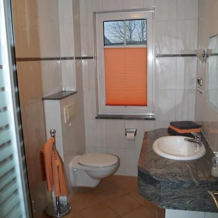 Grosse Ferienwohnung Fur 2 Personen Mit Terrasse Im Ostseebad - A46563 Lejlighed