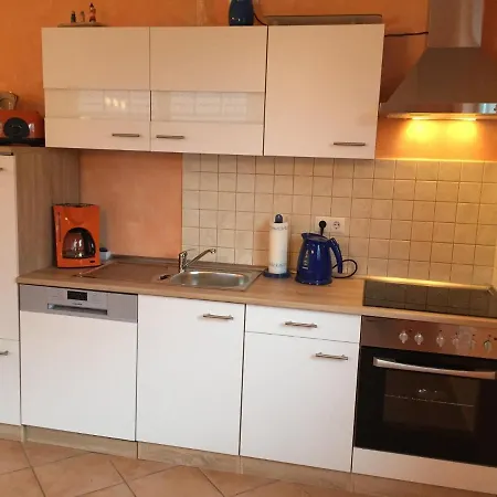Lejlighed Grosse Ferienwohnung Fur 2 Personen Mit Terrasse Im Ostseebad - A46563 Binz